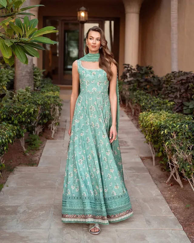 Faiza Saqlain Zurina Luxury Pret Turquoise Silk – view 1 – Poshaq