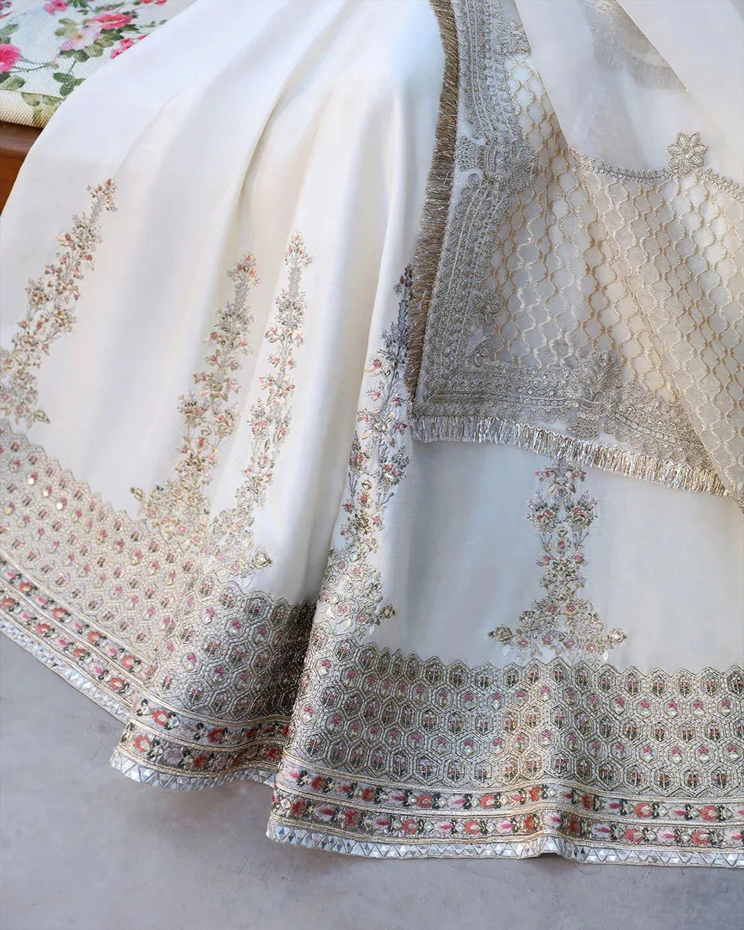 Faiza Saqlain Mehermah Luxe Formals White Raw Silk – view 4 – Poshaq