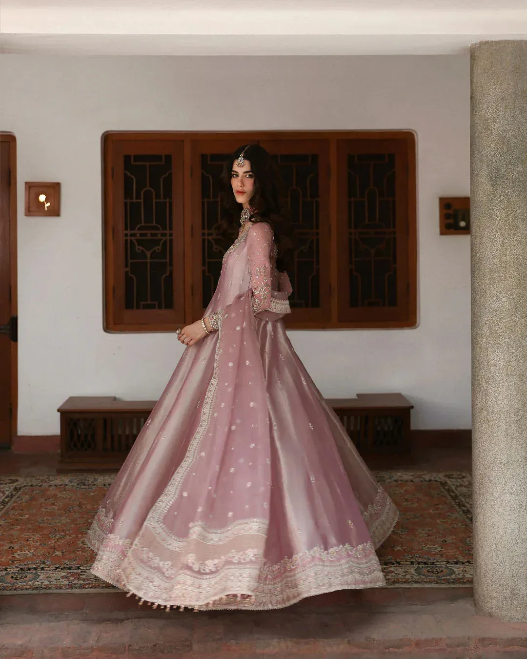 Faiza Saqlain Mehermah Luxe Formals Pink Organza – view 5 – Poshaq