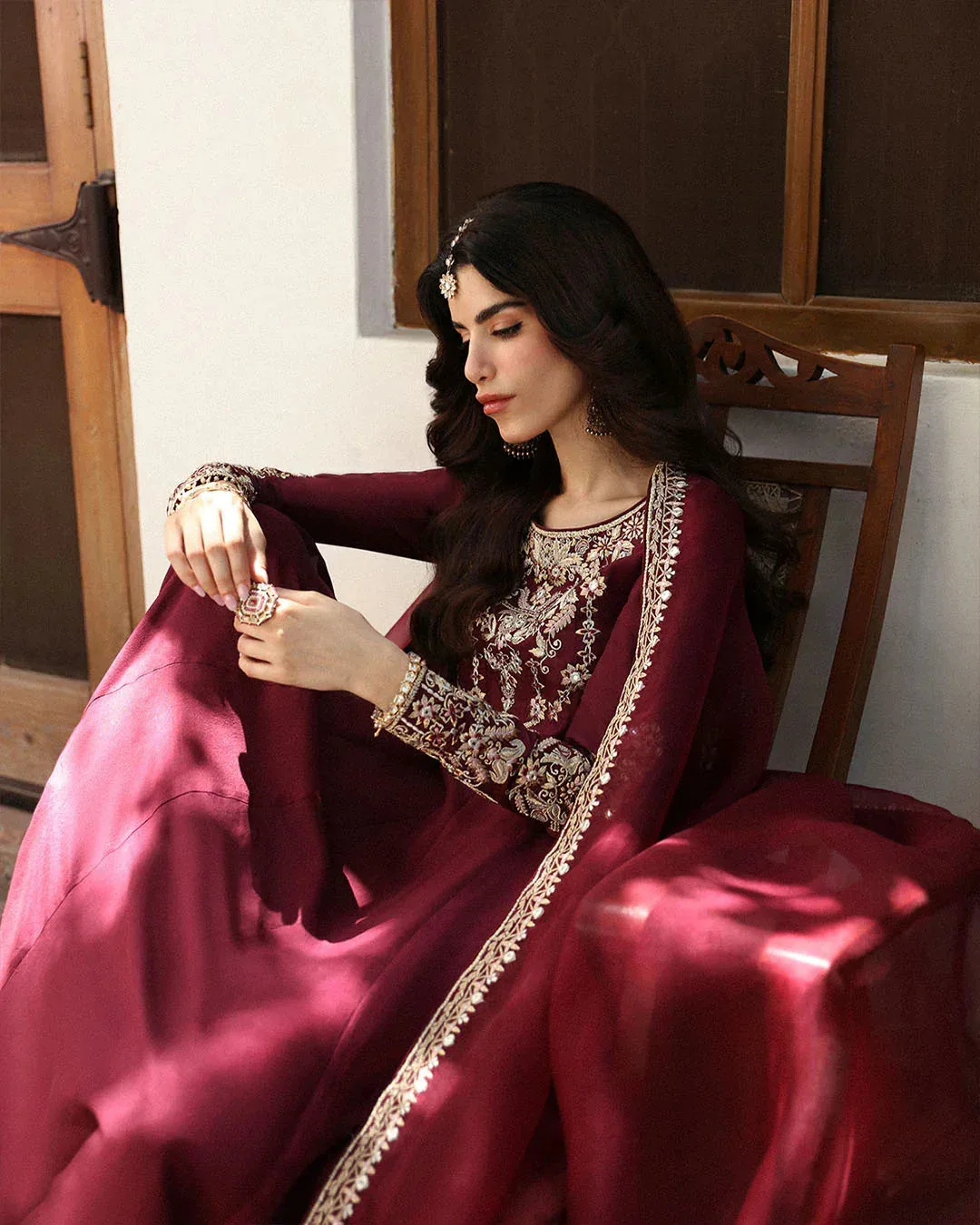 Faiza Saqlain Mehermah Luxe Formals Maroon Raw Silk – view 4 – Poshaq