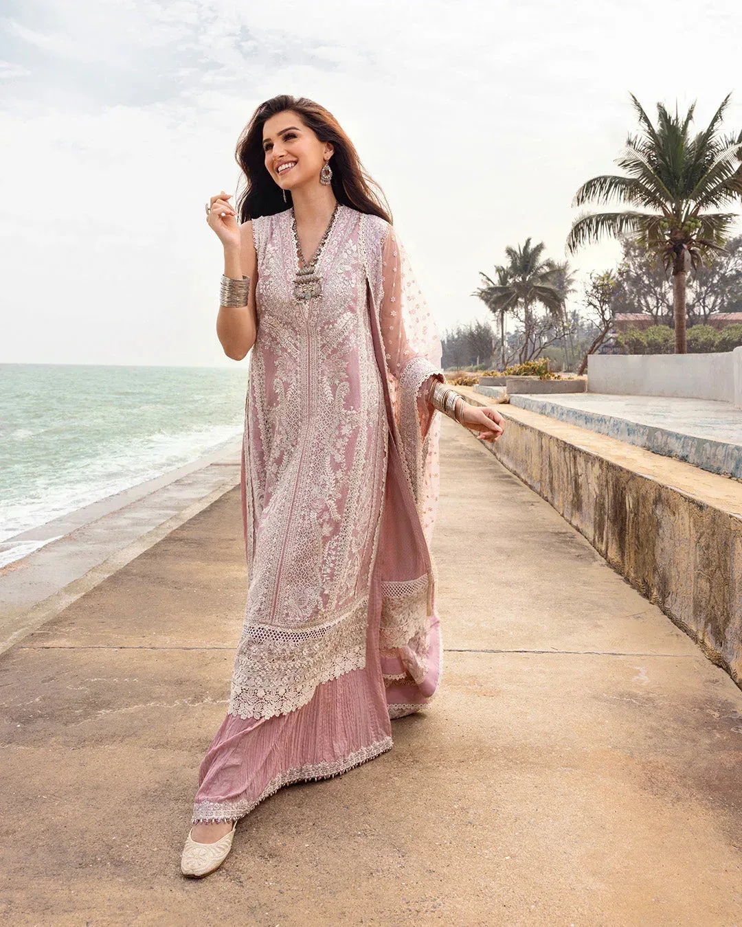 Faiza Saqlain Zinnia Lawn 25 Ivory Organza – view 2 – Poshaq