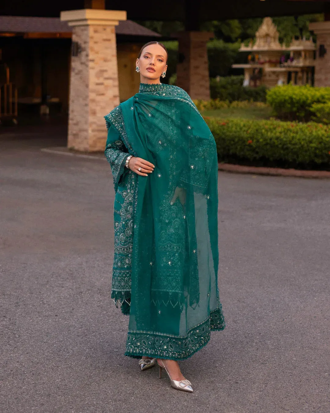 Faiza Saqlain Zinnia Lawn 25 Green Organza – view 3 – Poshaq