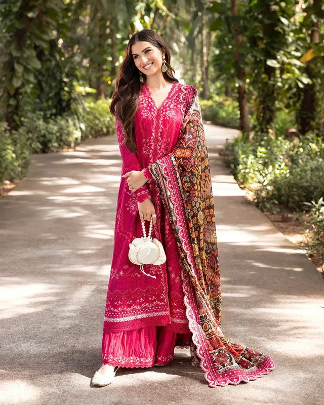 Faiza Saqlain Zinnia Lawn 25 Pink Organza – view 1 – Poshaq
