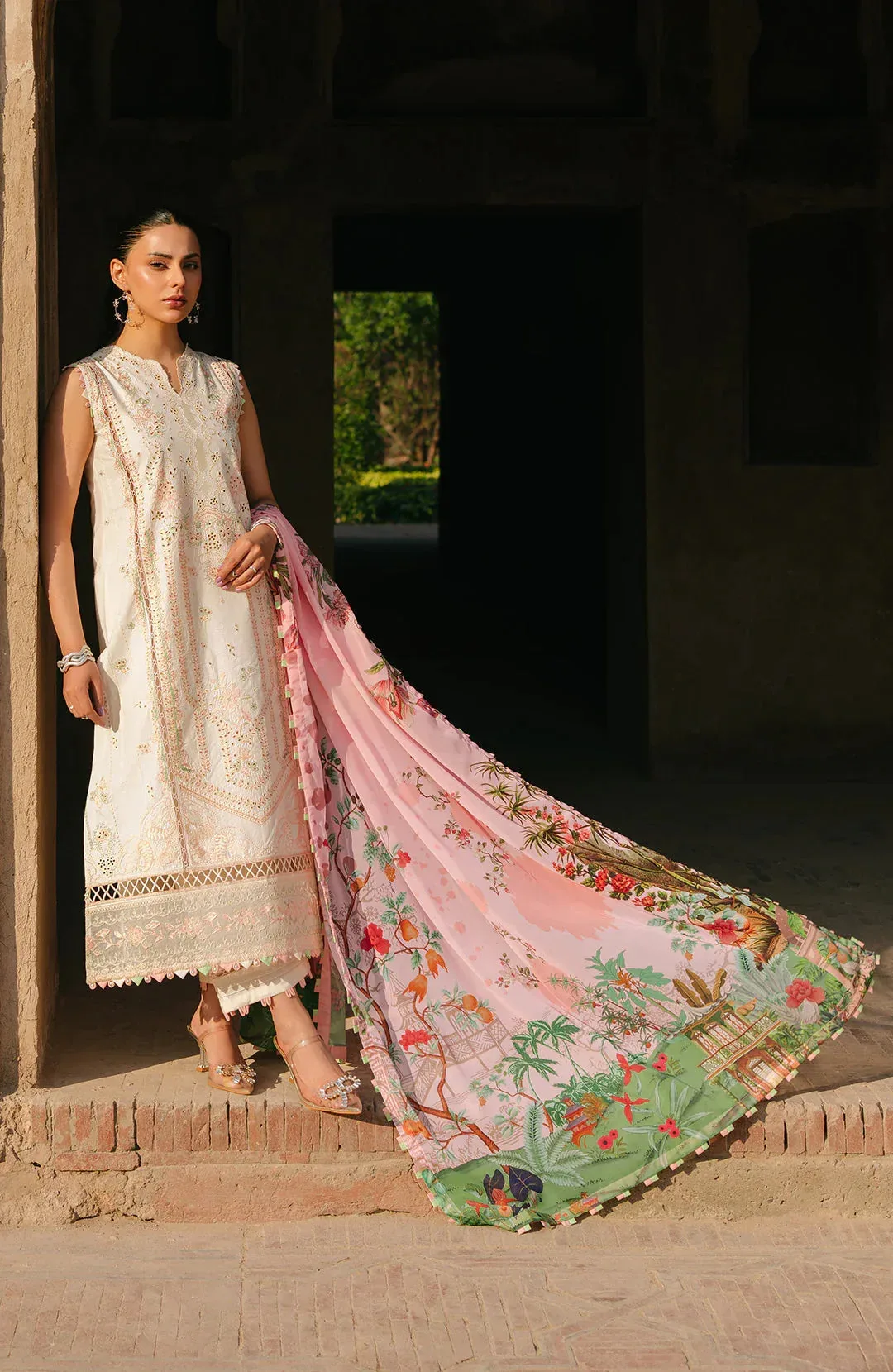 Fiona Sarang Lawn 25 Default Title Organza – view 5 – Poshaq