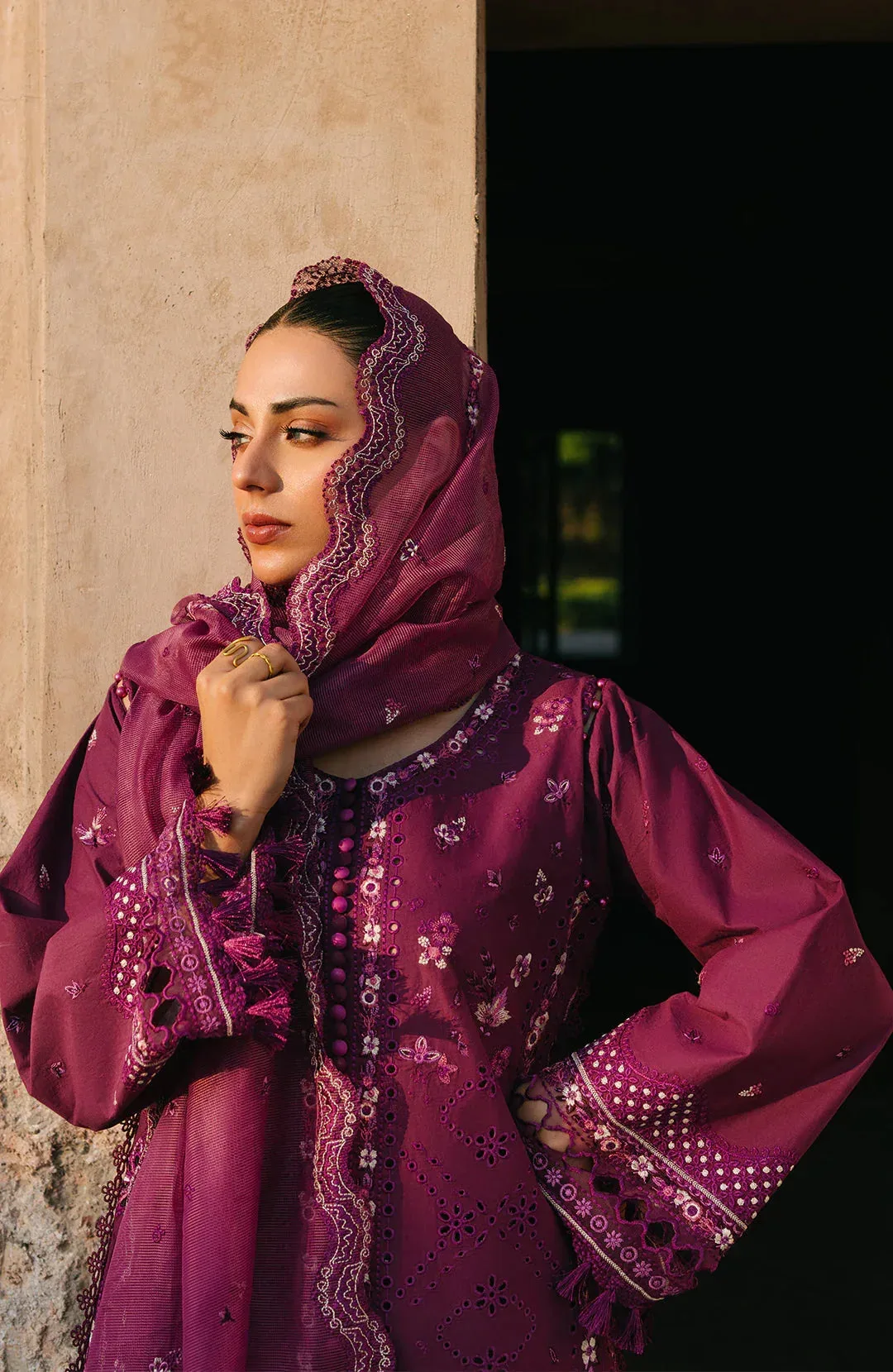 Fiona Sarang Lawn 25 Wine Organza – view 4 – Poshaq