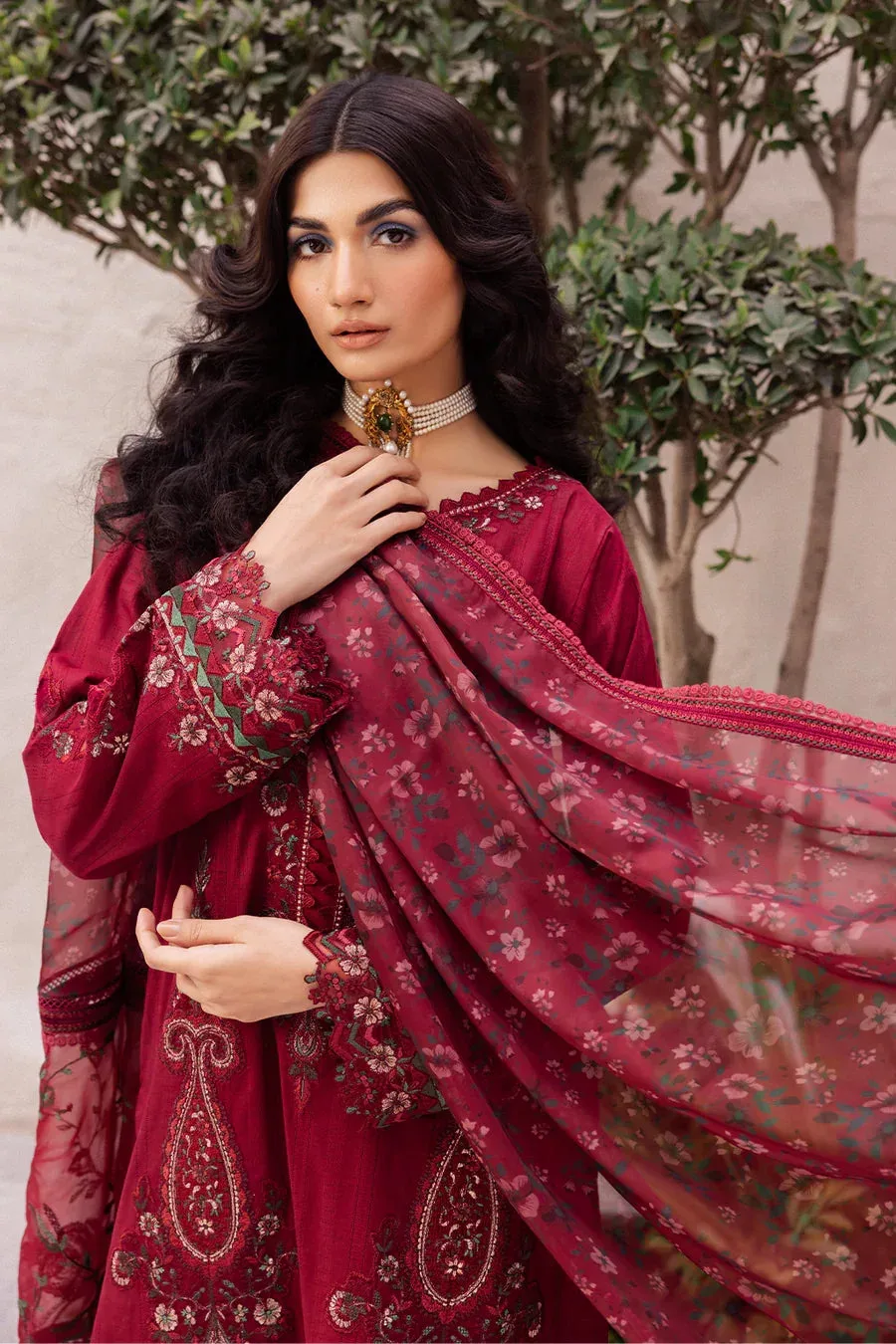 Iznik Dahlia Embroidered Lawn Maroon Organza – view 6 – Poshaq
