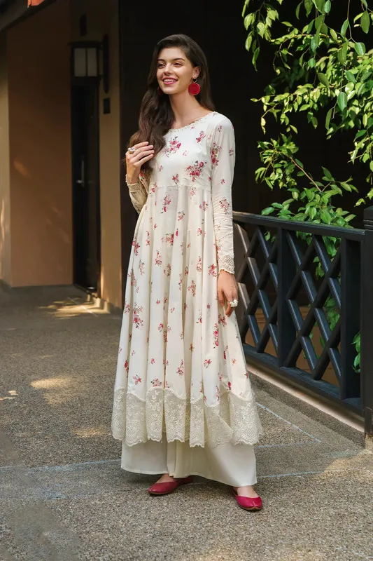 Iznik Exclusive Lawn Ivory Organza – view 1 – Poshaq