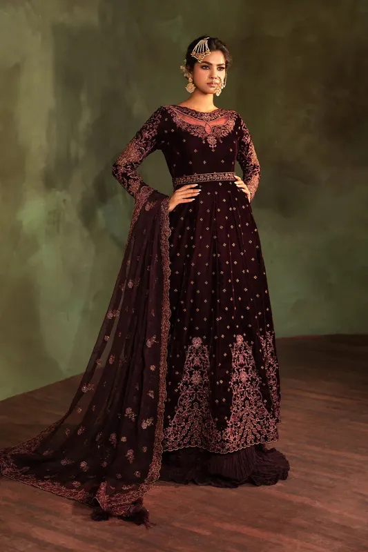 Iznik Exclusive Velvet Raw Silk – view 1 – Poshaq
