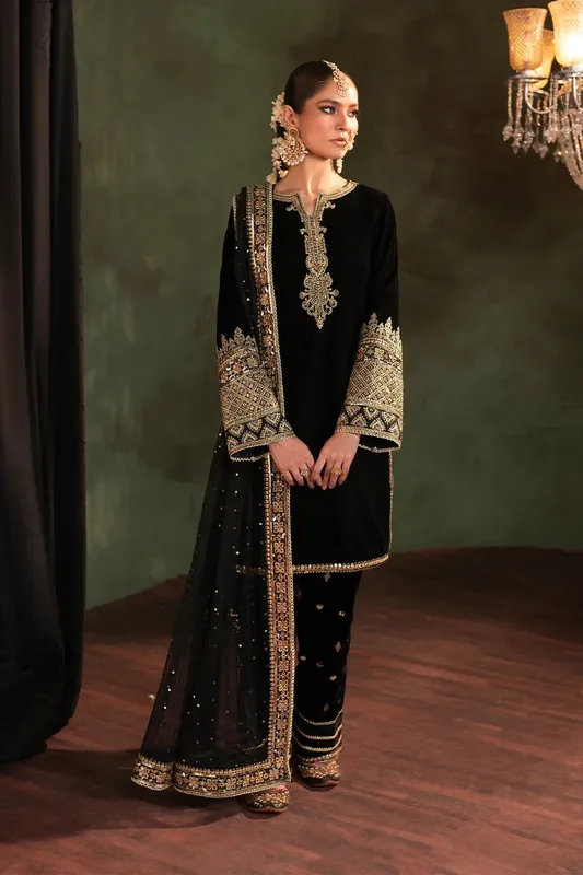 Iznik Exclusive Velvet Organza – view 1 – Poshaq