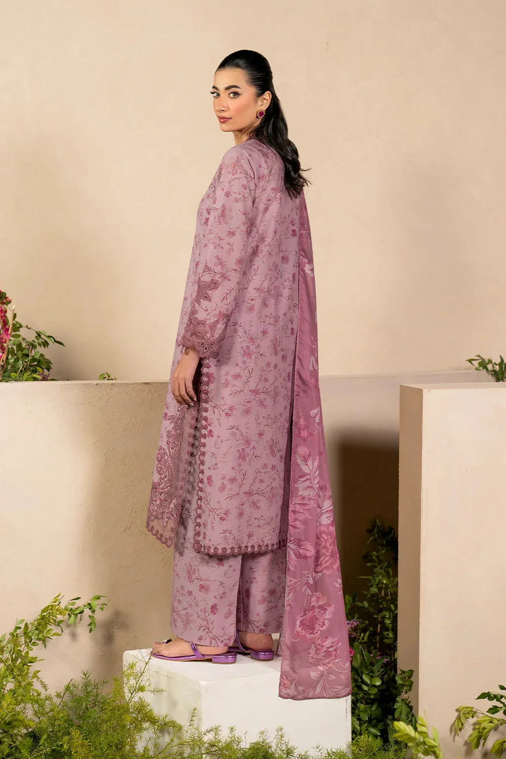 Iznik Festive Lawn 25 Organza – view 2 – Poshaq
