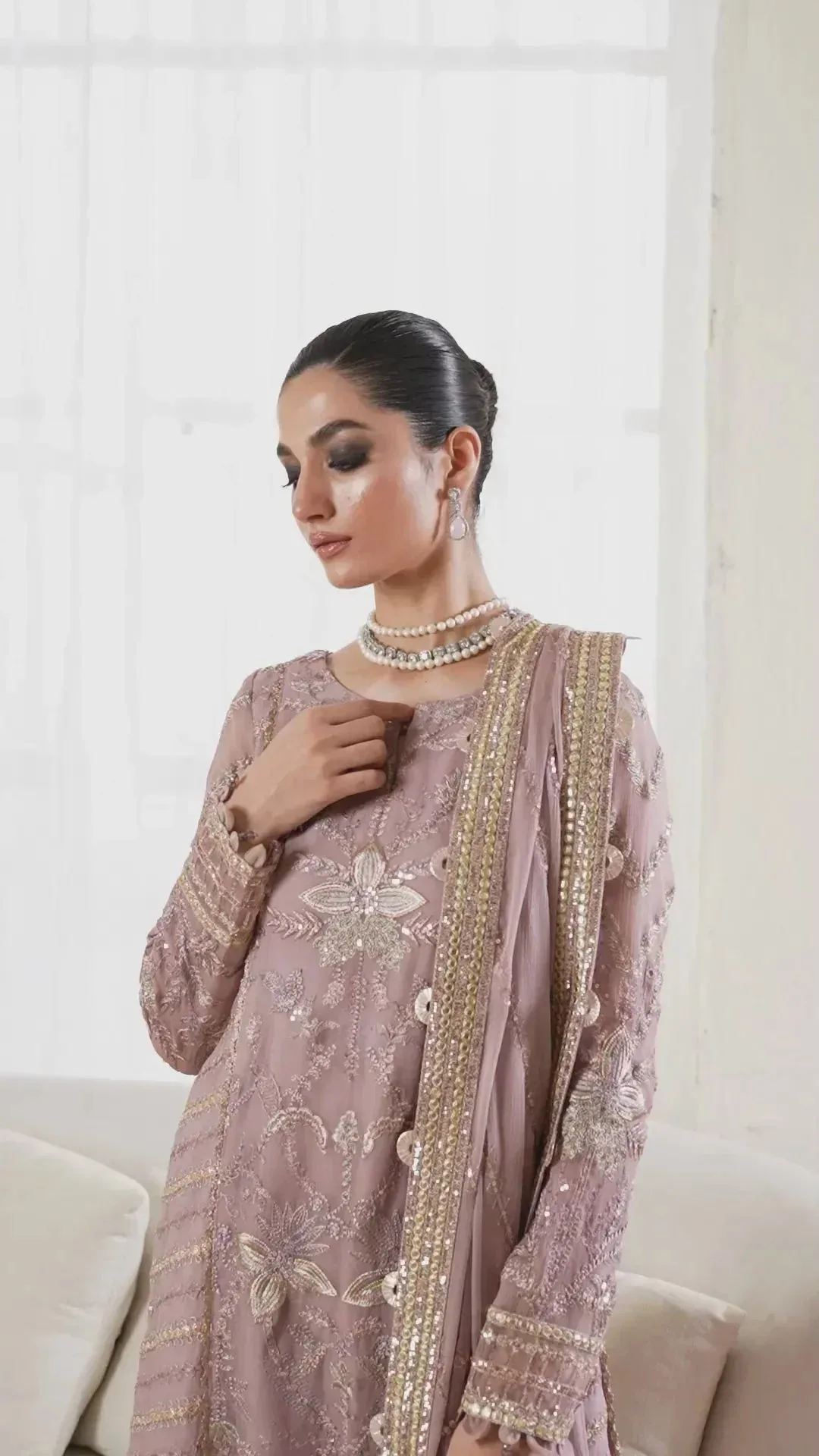 Iznik Lilac Raw Silk – view 10 – Poshaq