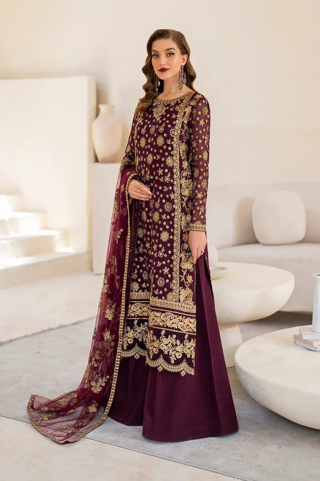 Iznik Raw Silk – view 1 – Poshaq