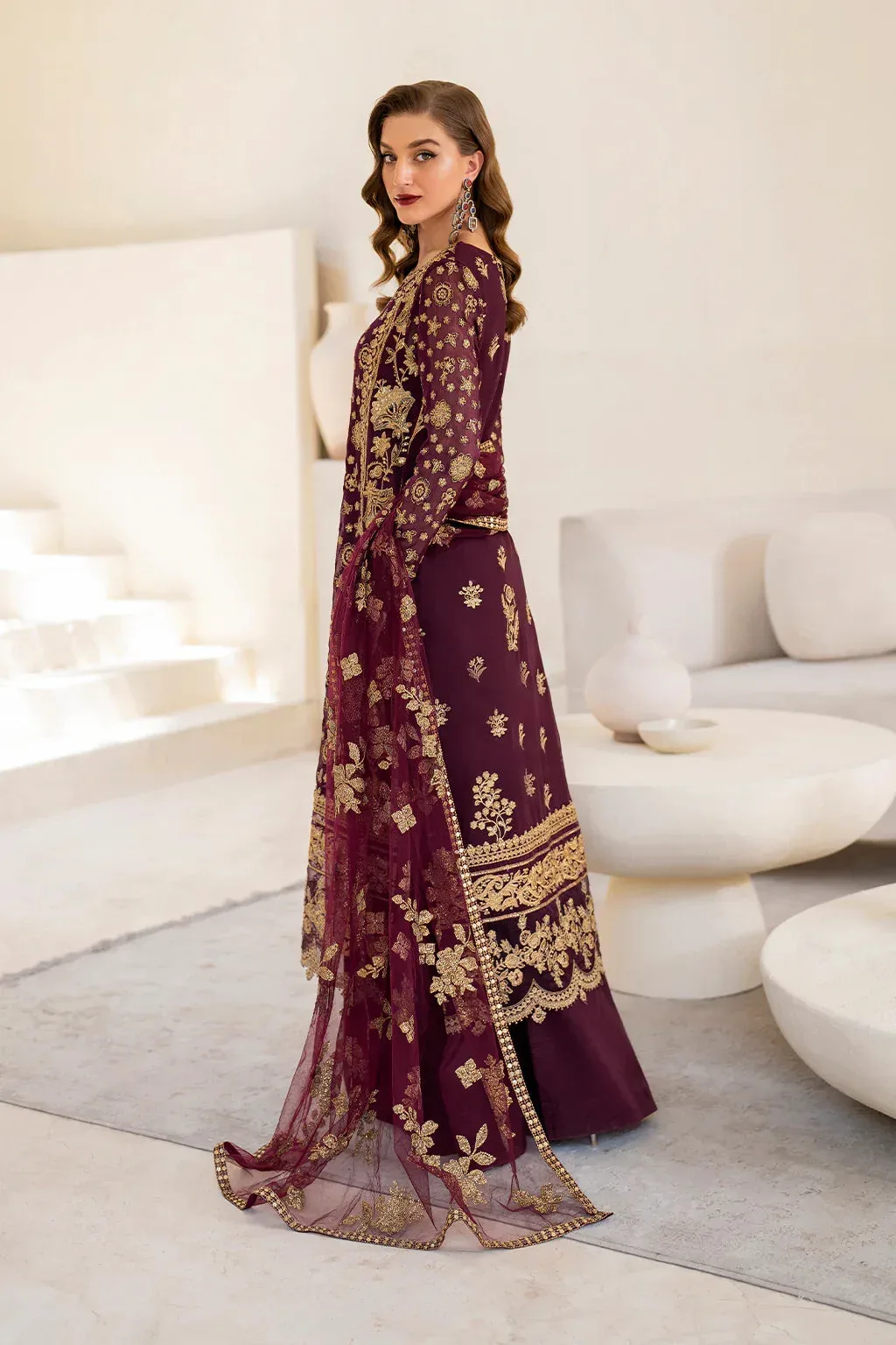 Iznik Raw Silk – view 2 – Poshaq