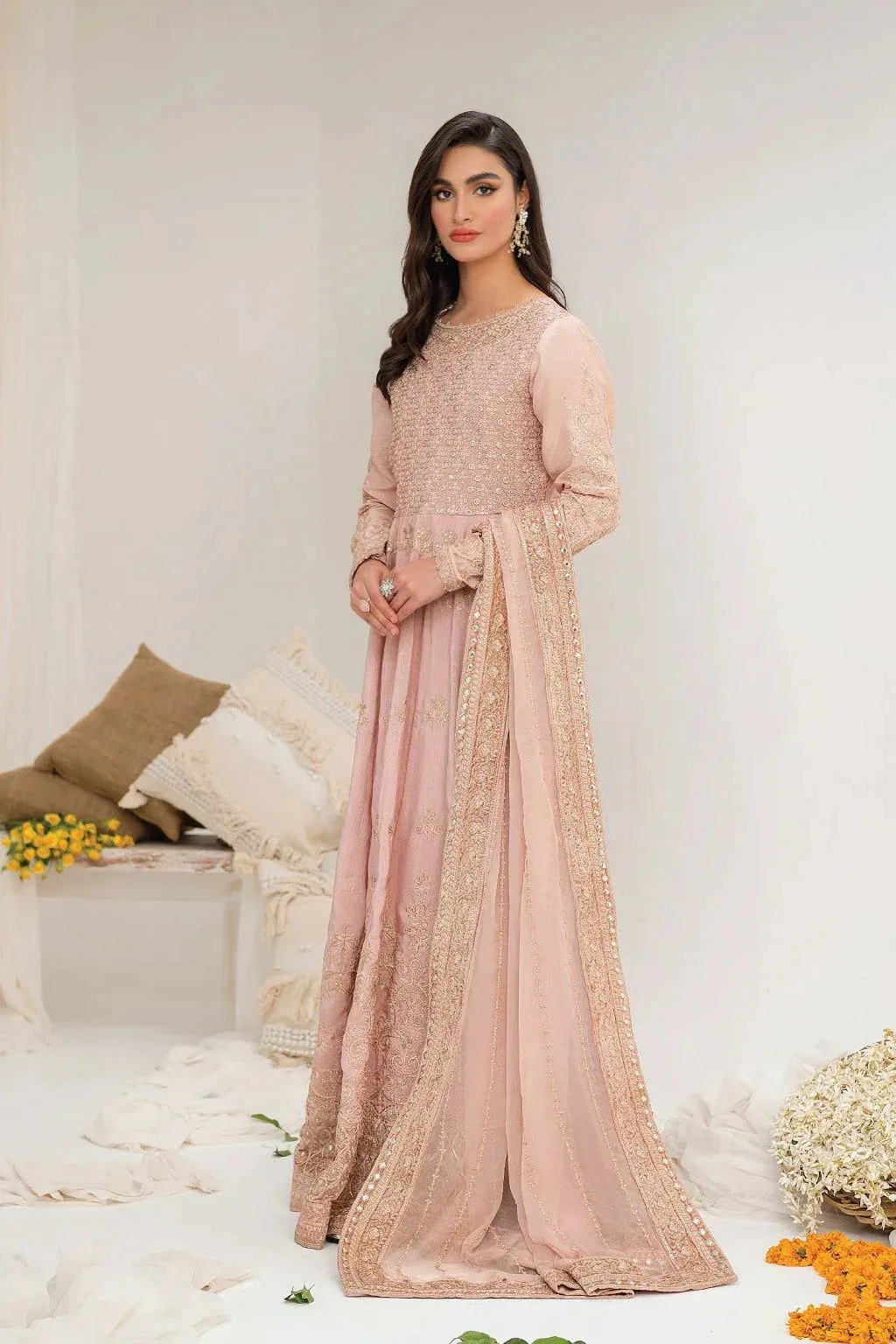 Iznik Raw Silk – view 2 – Poshaq