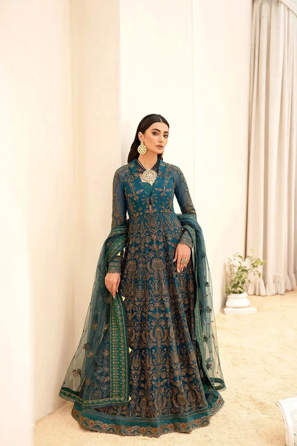 Iznik Raw Silk – view 4 – Poshaq