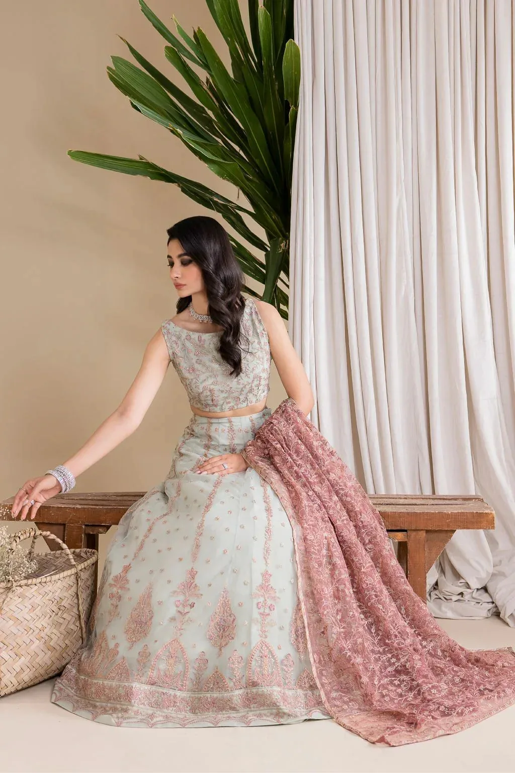 Iznik Raw Silk – view 5 – Poshaq