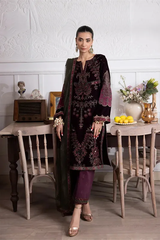 Iznik Organza – view 1 – Poshaq