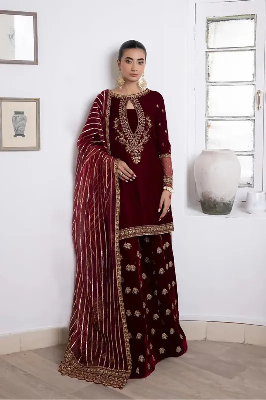 Iznik Organza – view 1 – Poshaq