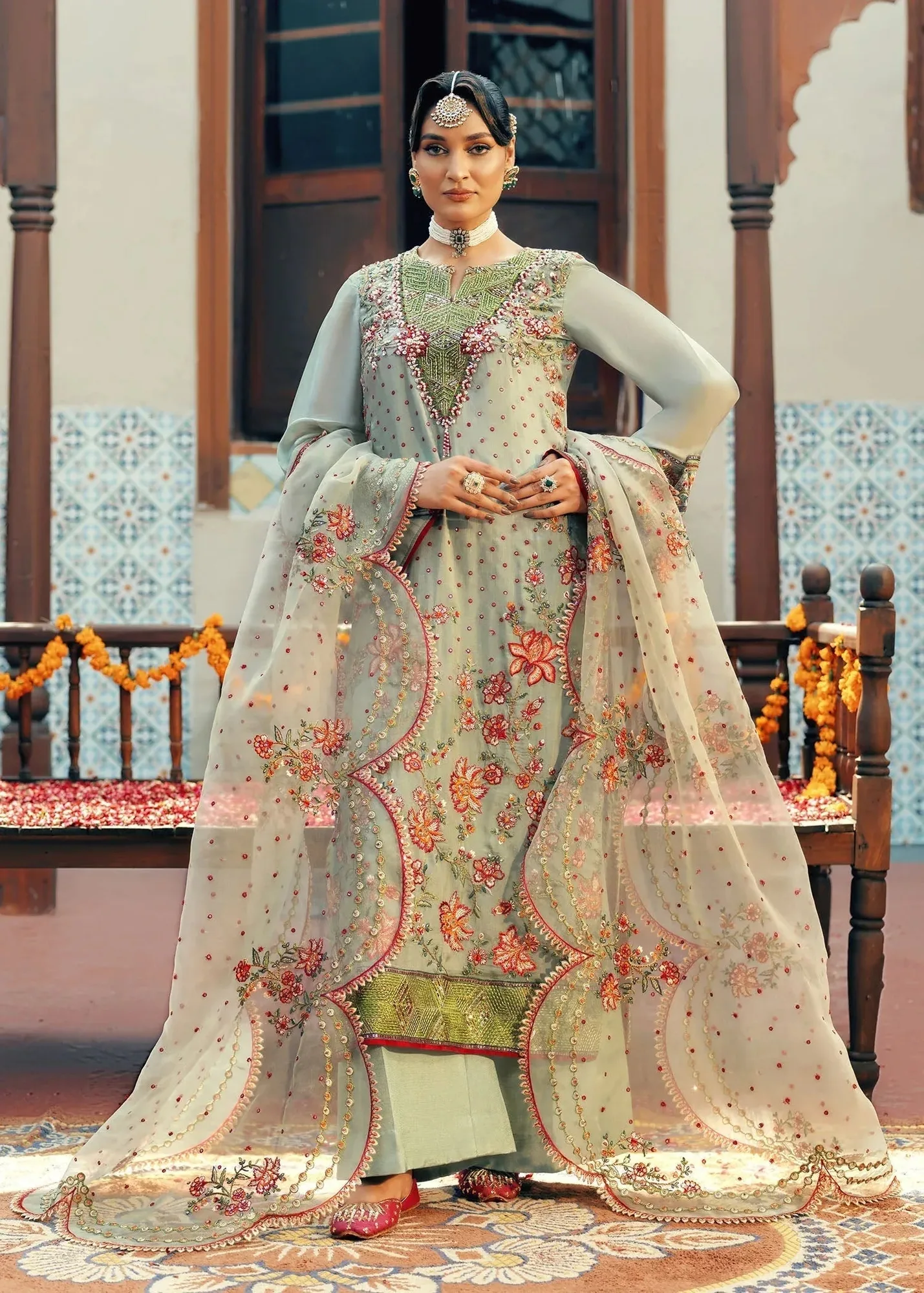 Jamnii Noor e Nazakat Sage Green Raw Silk – view 4 – Poshaq