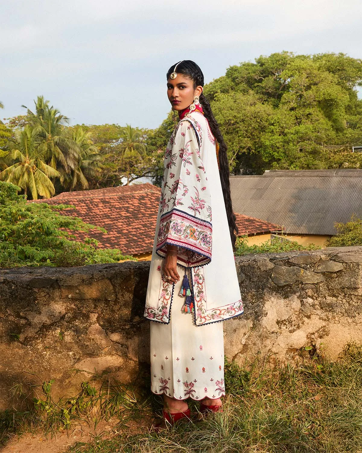 Jugnu SS 25 Ivory Cotton – view 2 – Poshaq