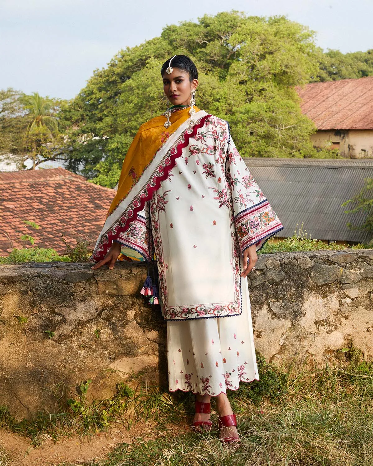 Jugnu SS 25 Ivory Cotton – view 4 – Poshaq