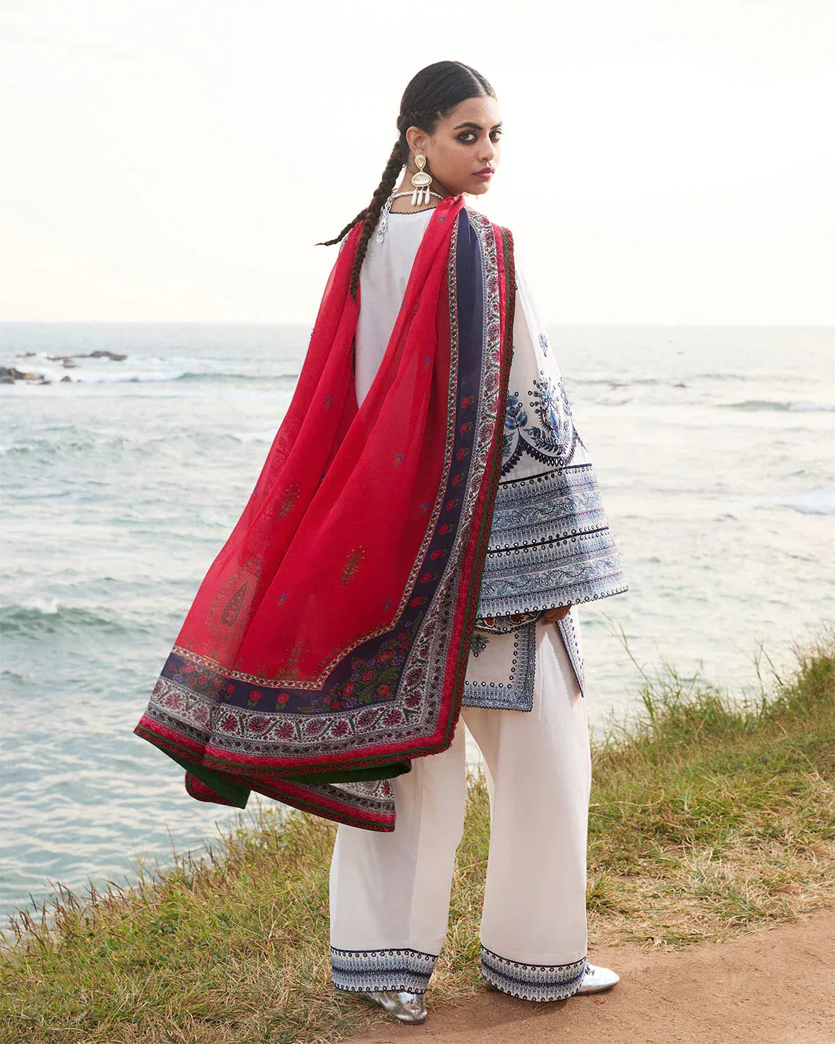 Jugnu SS 25 Ivory Cotton – view 2 – Poshaq