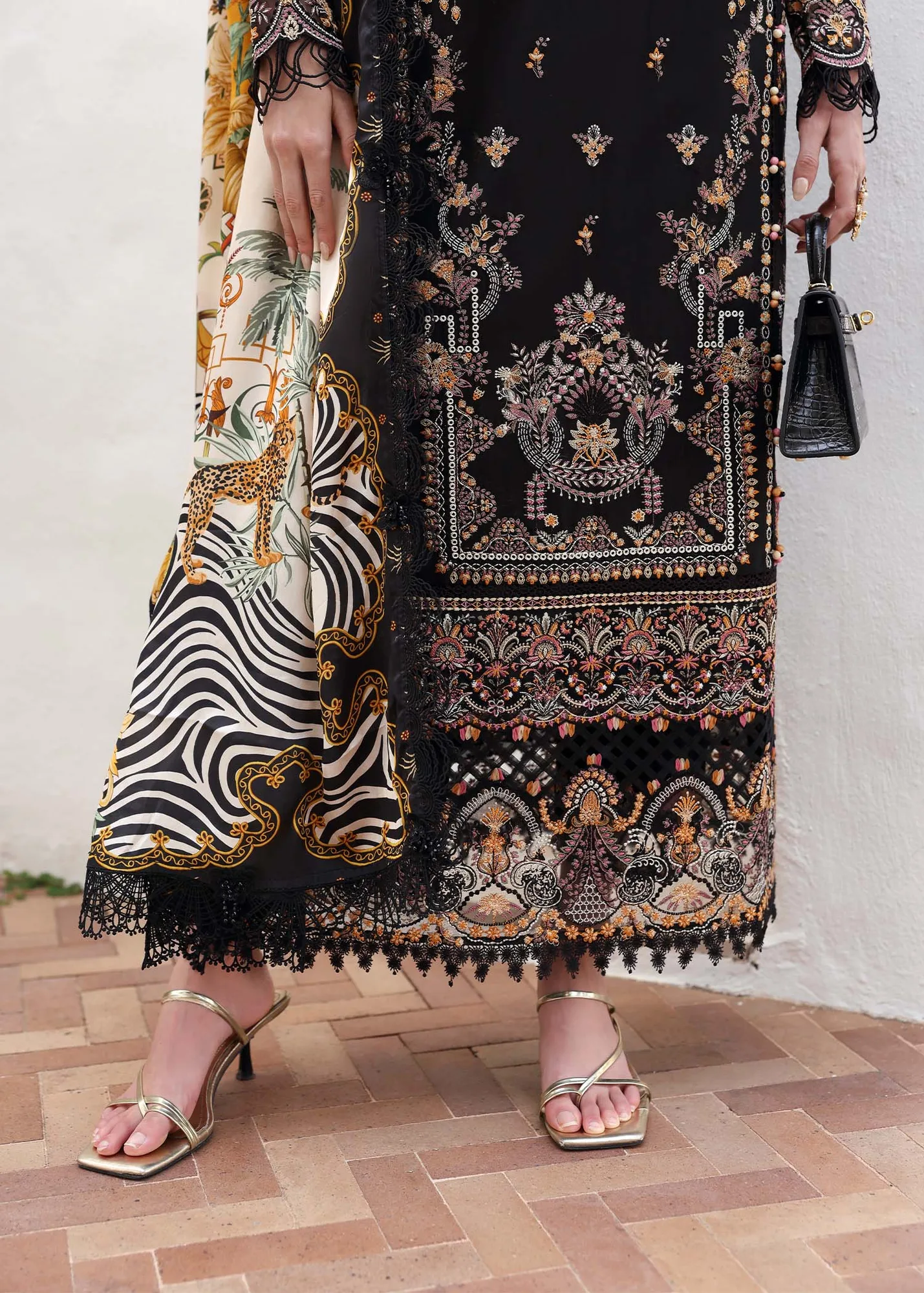 Kanwal Malik Elysia Luxury Lawn 25 Black Cambric – view 4 – Poshaq