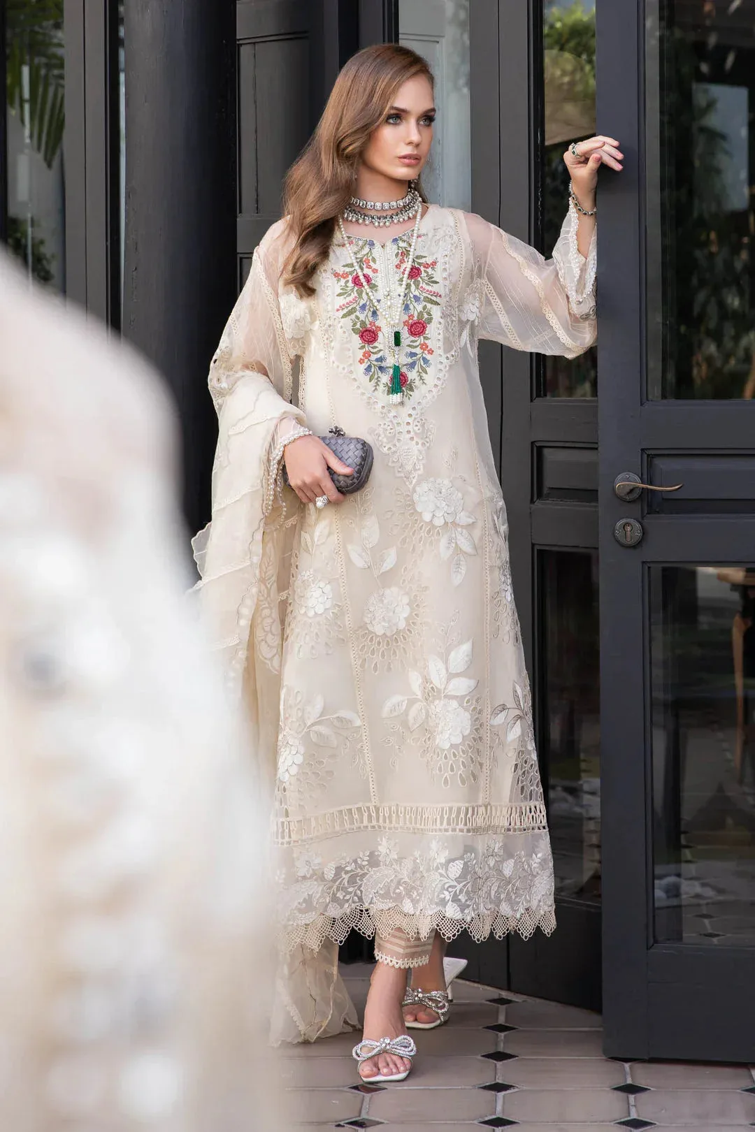 Maria B Cream Organza – view 6 – Poshaq