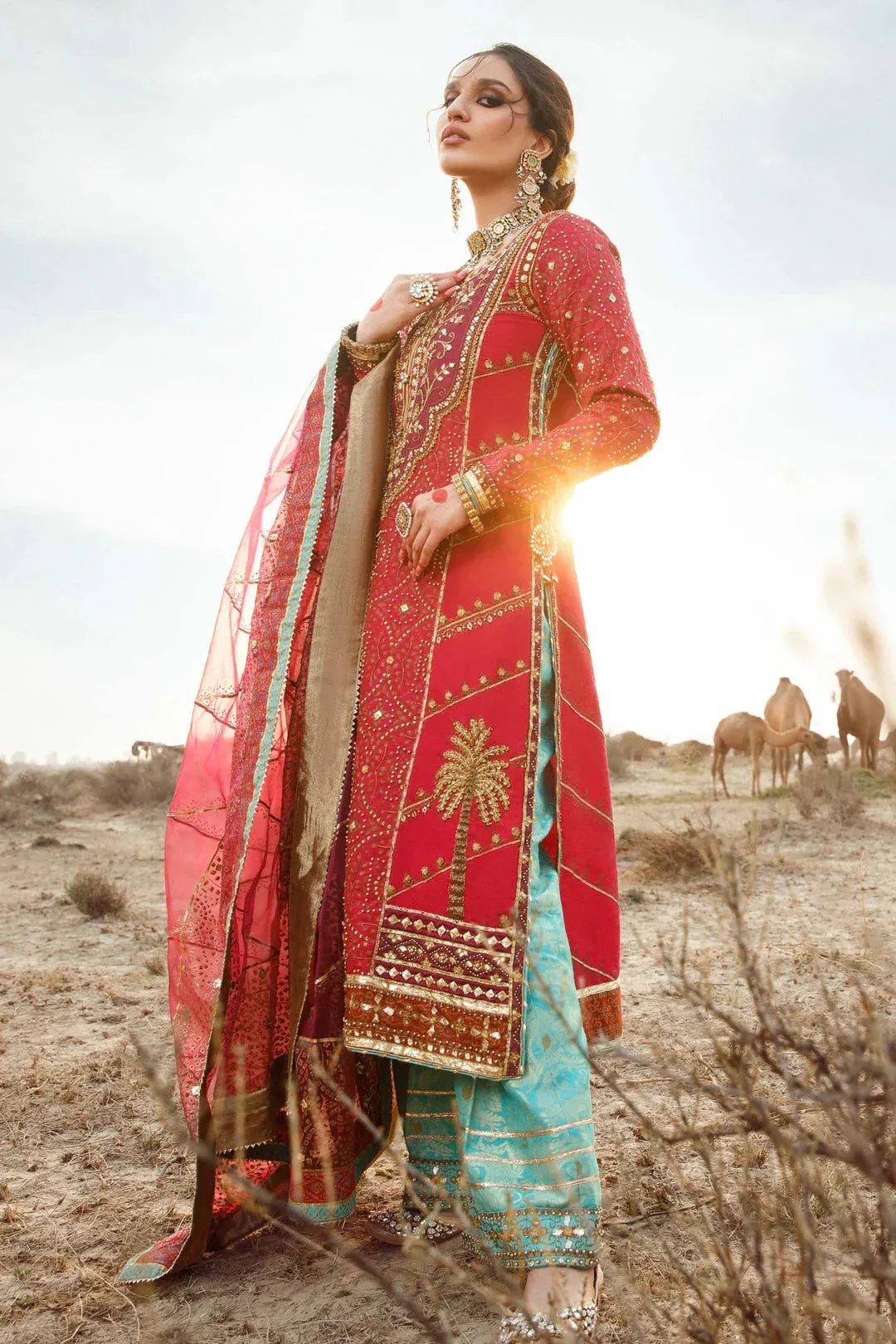 Turquoise silk shirt, trouser and dupatta set with organza detail – view 4 – Poshaq