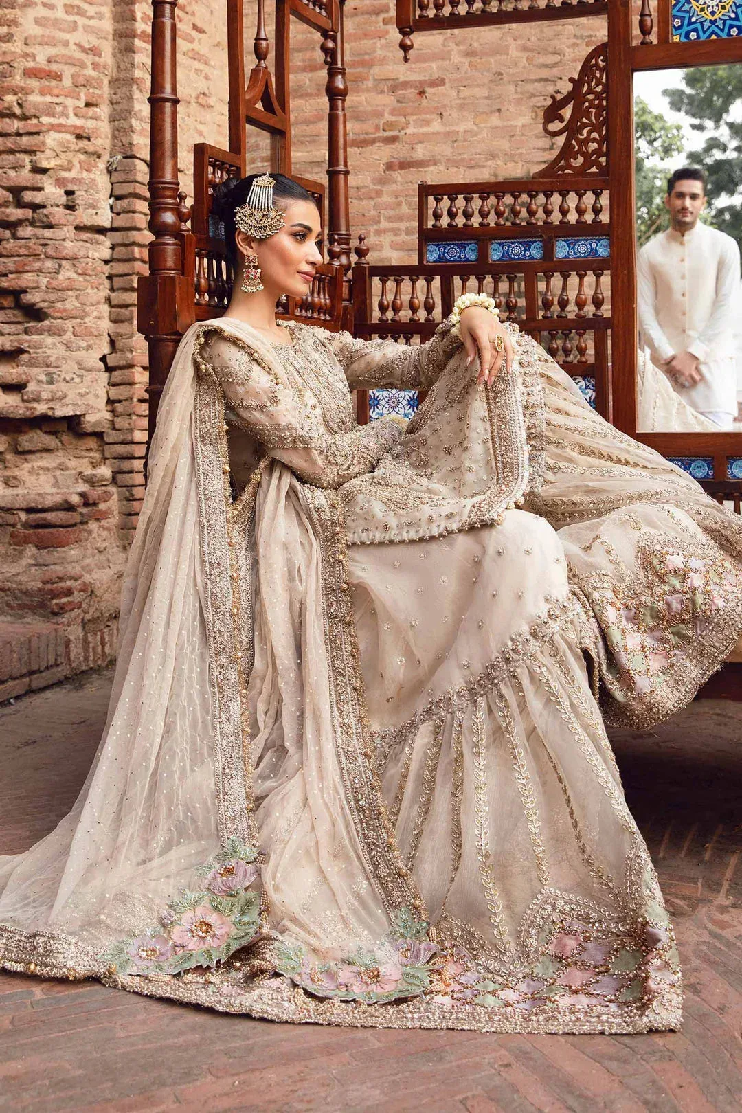 Maria B Bridal Couture Ivory – view 6 – Poshaq