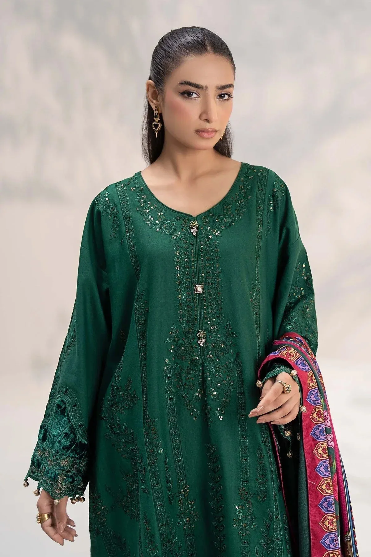 Maria B Casual Pret 2024 Green Organza – view 3 – Poshaq