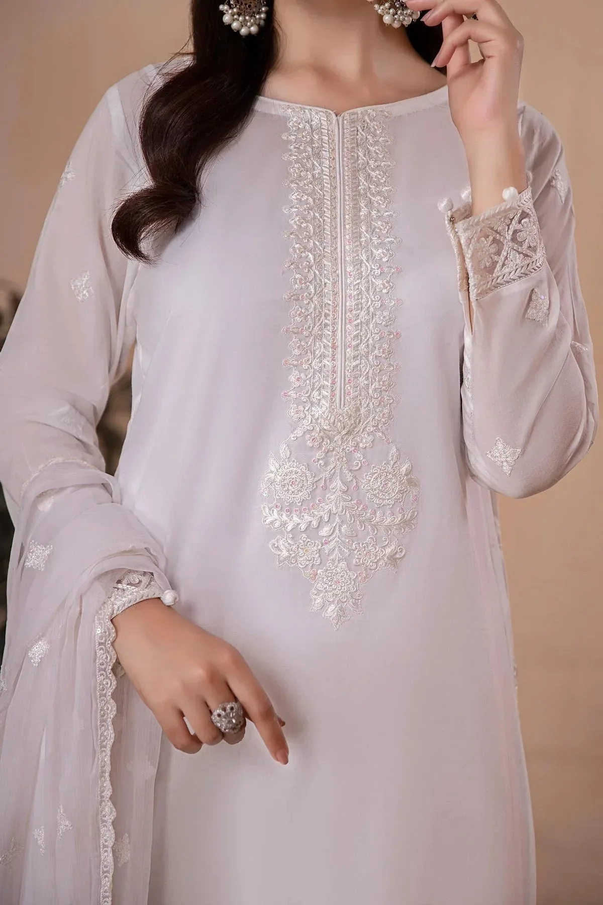 Maria B Casual Pret 2024 White Chiffon – view 3 – Poshaq