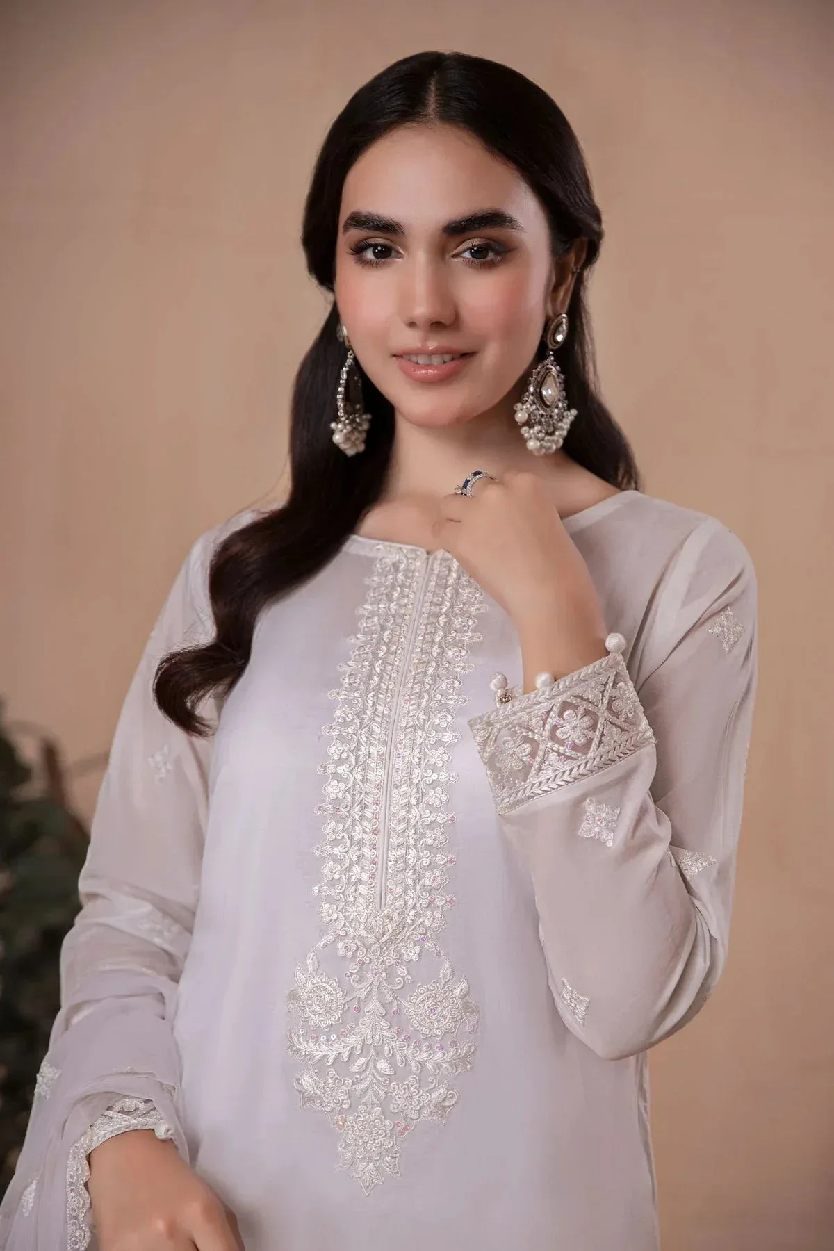 Maria B Casual Pret 2024 White Chiffon – view 6 – Poshaq