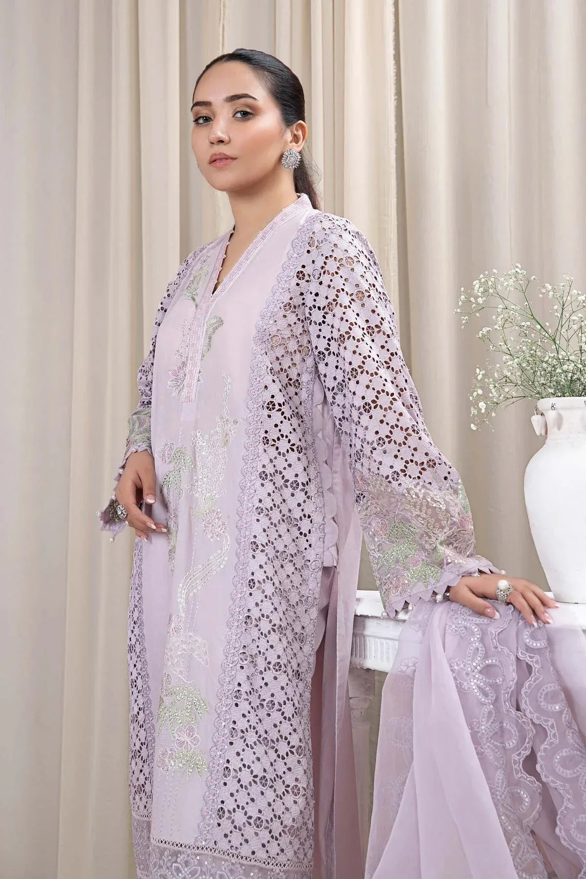 Maria B Casual Pret 2024 Lilac Organza – view 6 – Poshaq