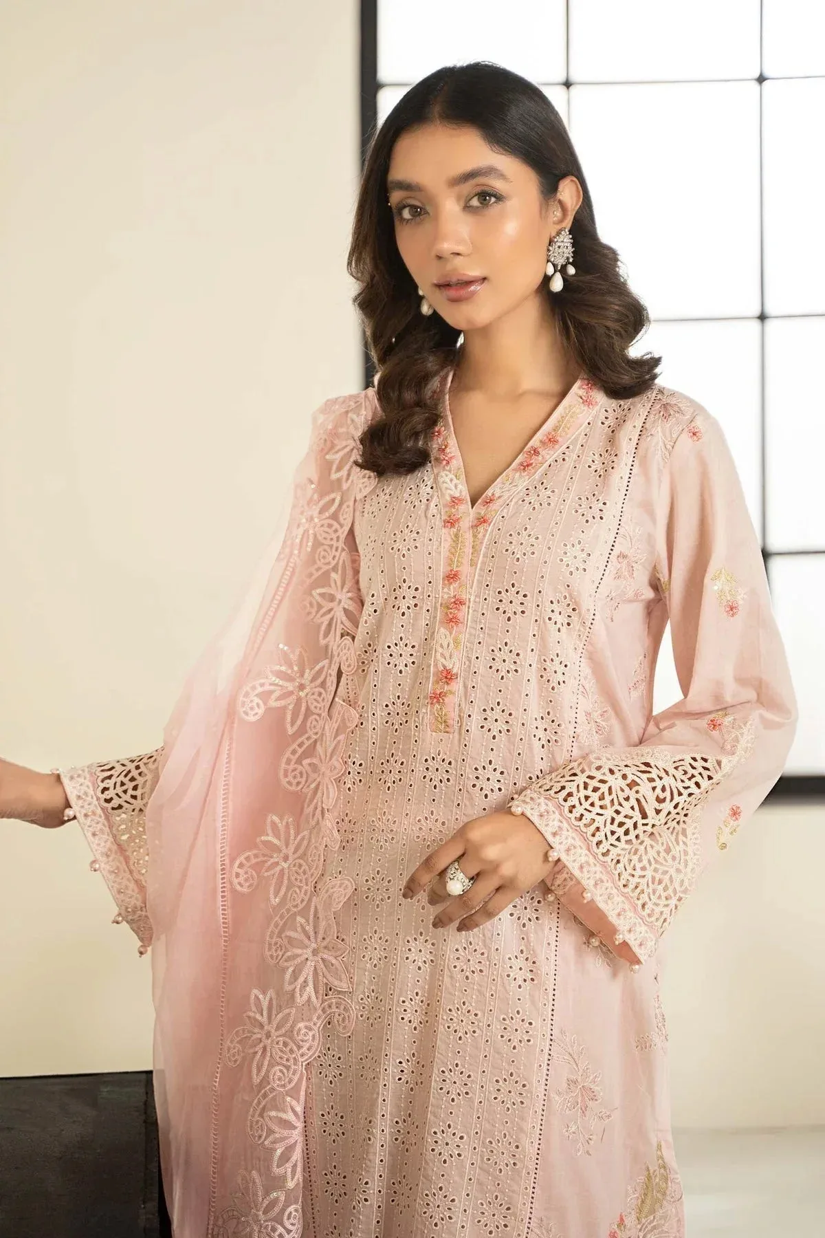 Maria B Casual Pret 2024 Pink Organza – view 3 – Poshaq