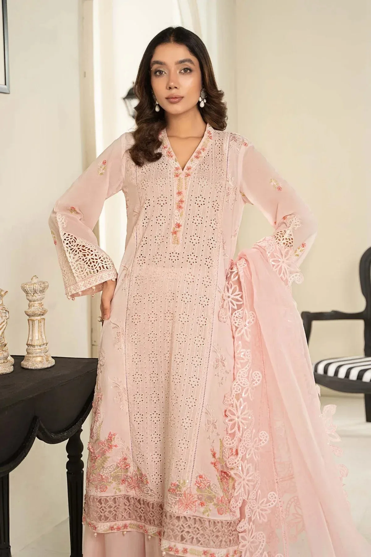 Maria B Casual Pret 2024 Pink Organza – view 4 – Poshaq
