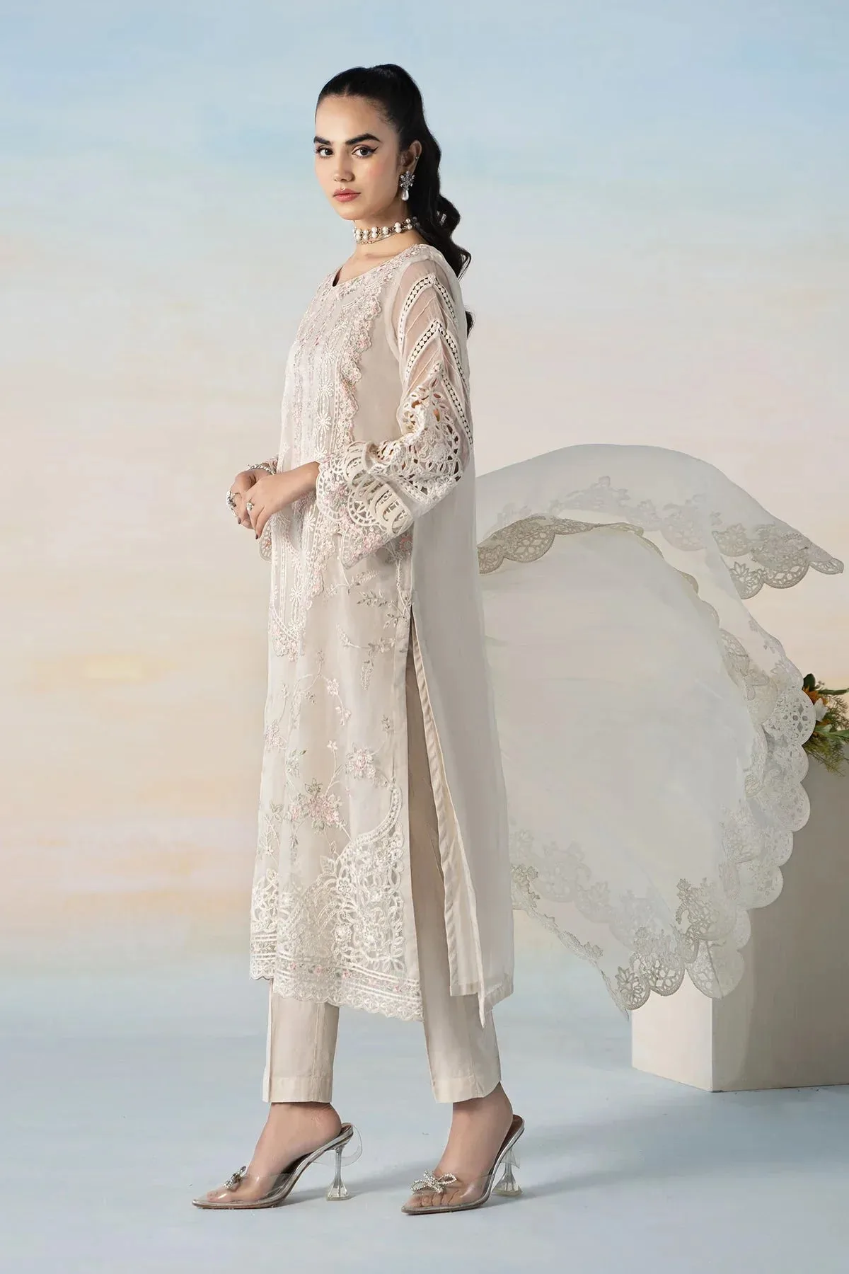 Maria B Casual Pret 2024 White Chiffon – view 4 – Poshaq
