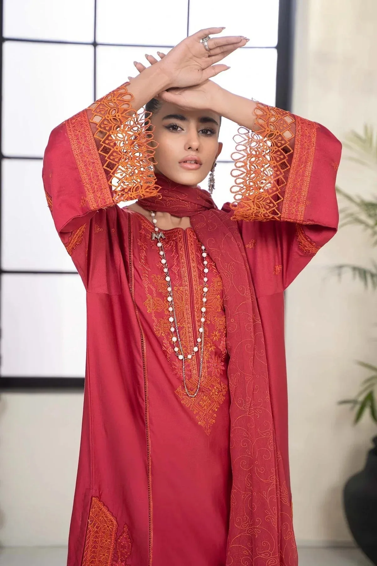 Maria B Casual Pret 2024 Pink Chiffon – view 4 – Poshaq