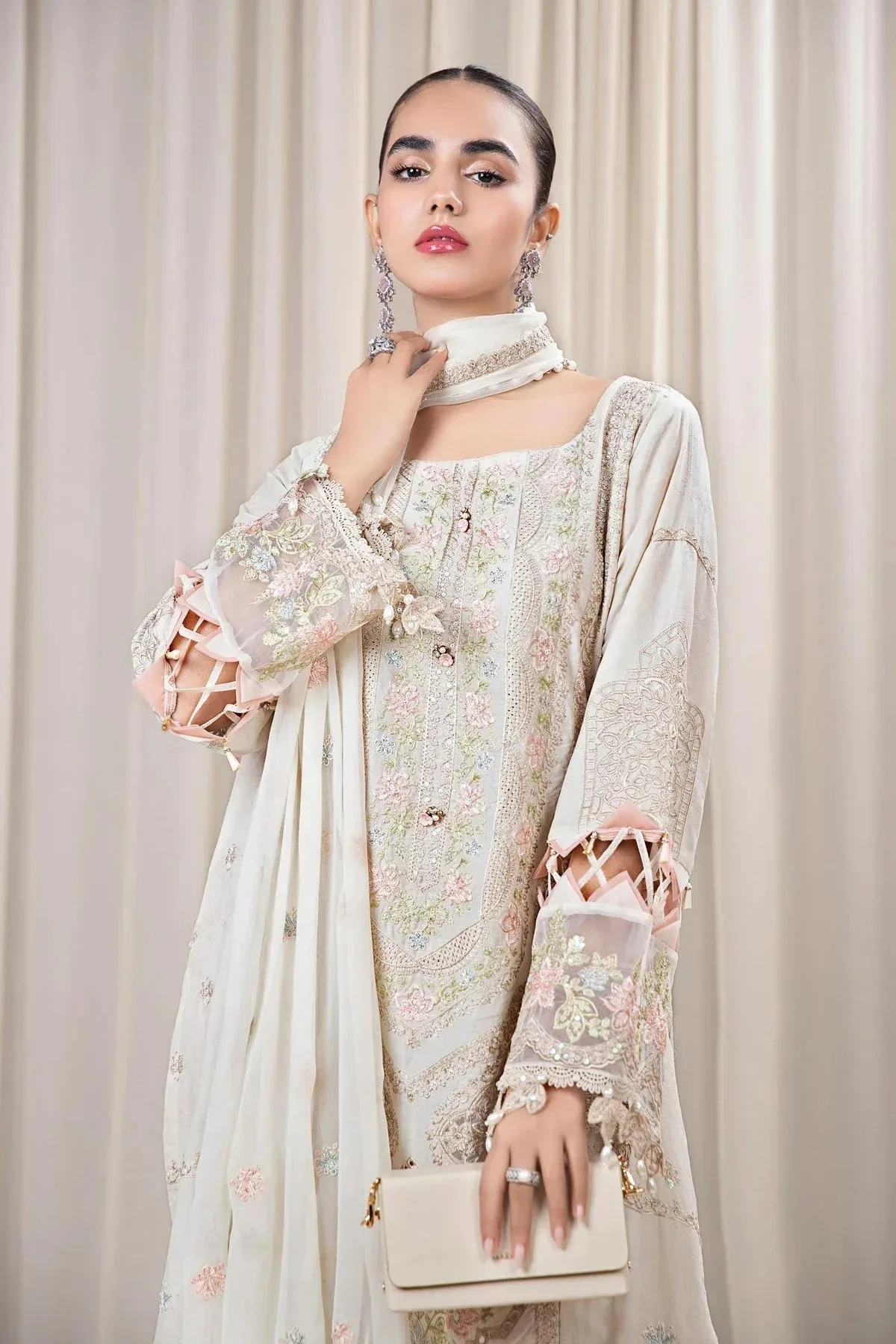 Maria B Casual Pret 2024 Yellow Jacquard – view 4 – Poshaq