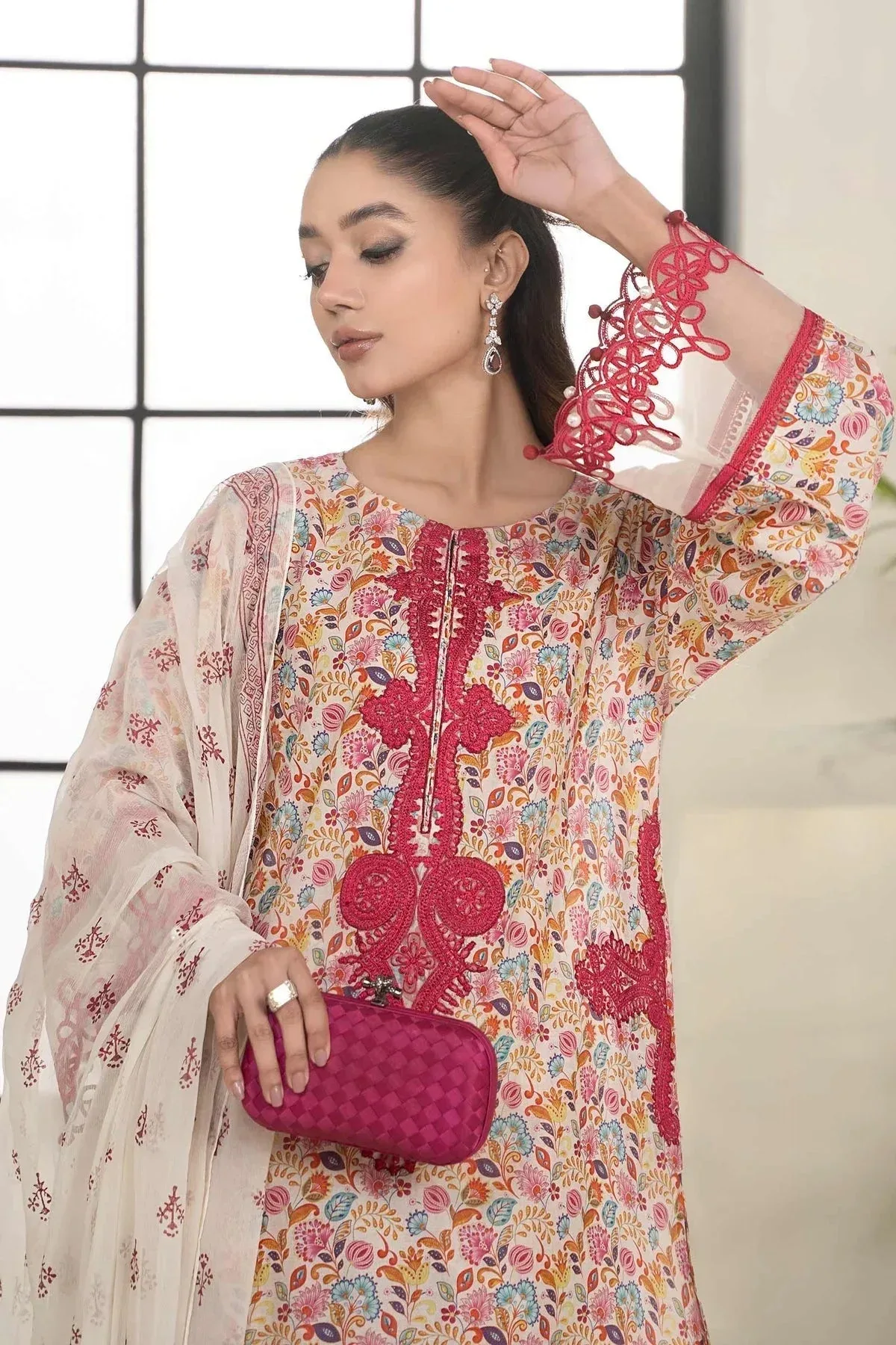 Maria B Casual Pret 2024 White Chiffon – view 6 – Poshaq