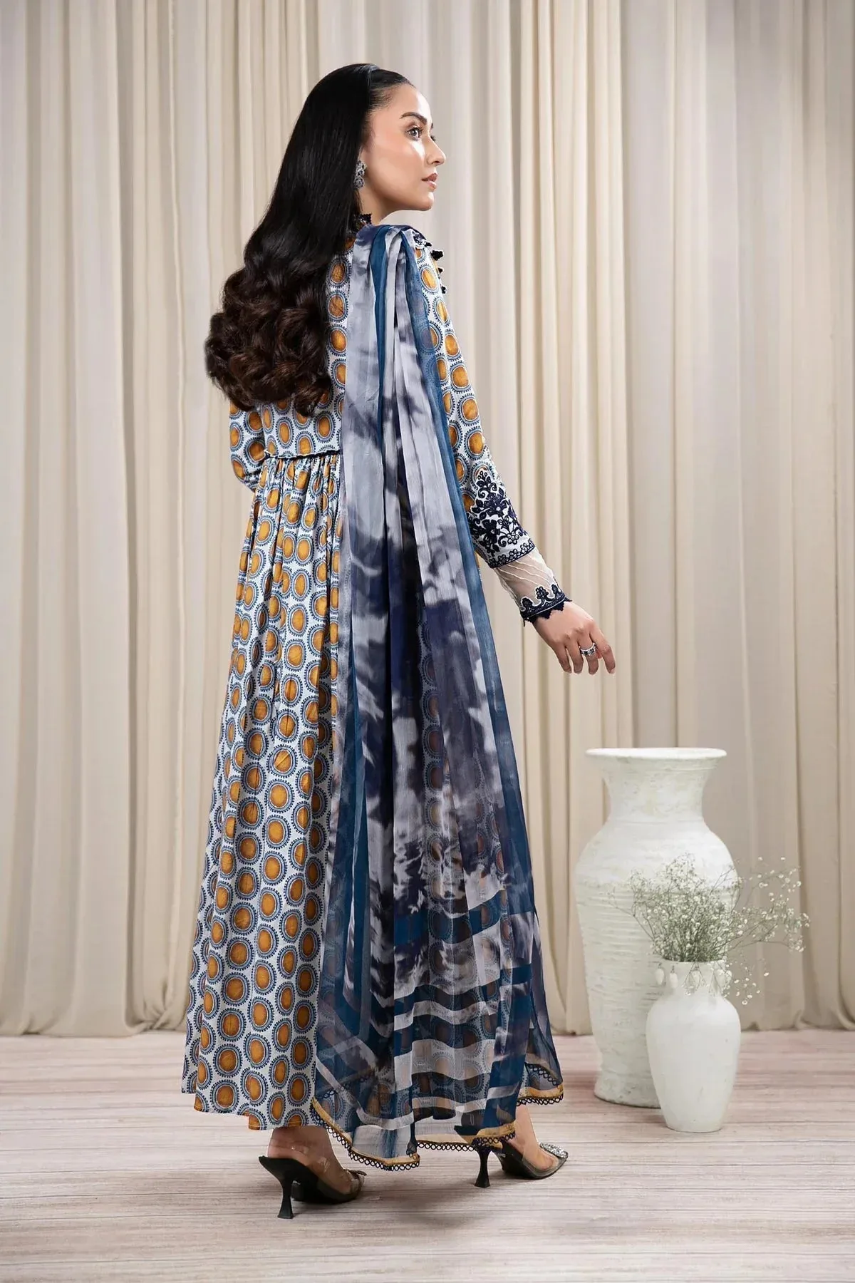 Maria B Casual Pret 2024 Yellow Chiffon – view 2 – Poshaq