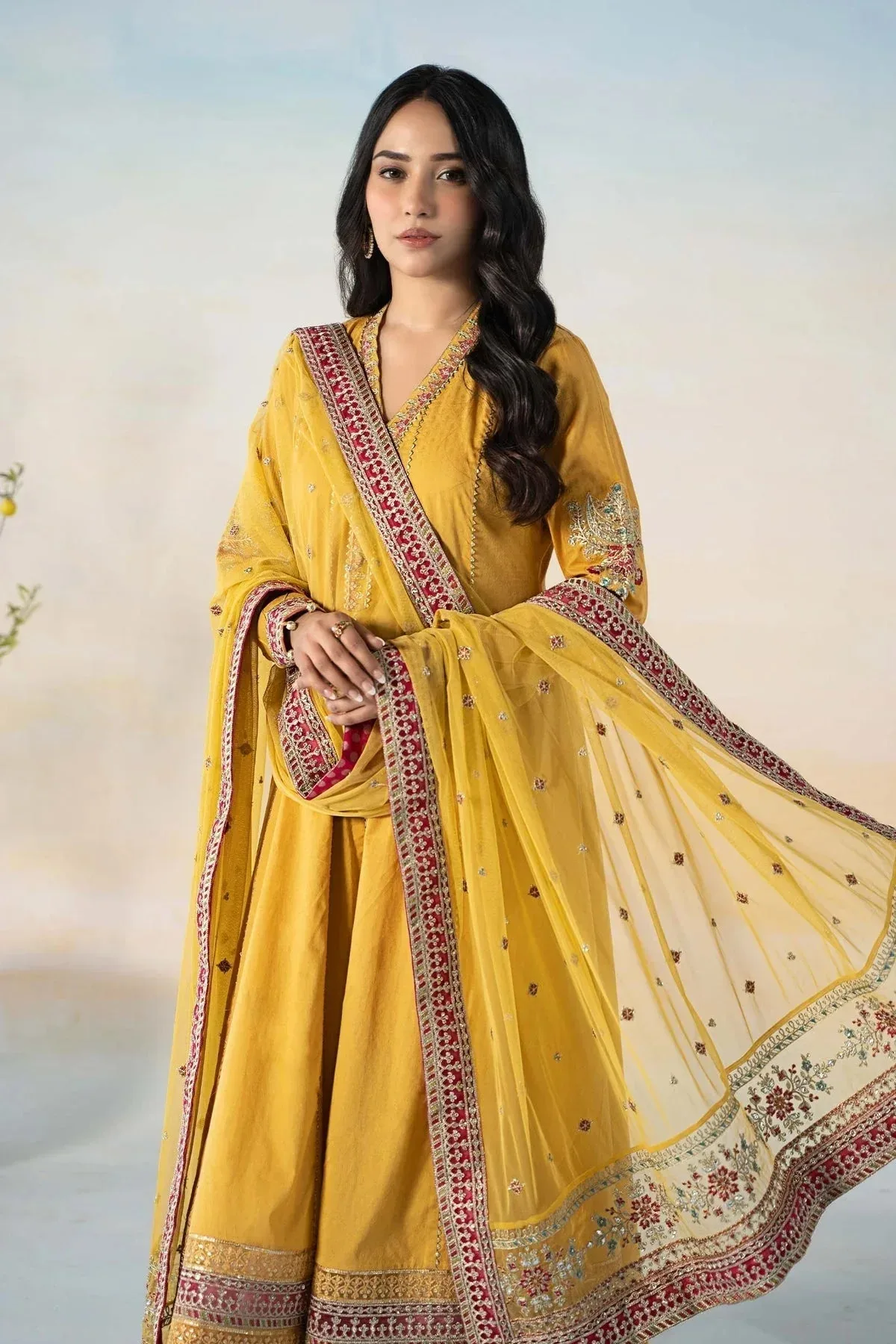 Maria B Casual Pret 2024 Yellow Jacquard – view 4 – Poshaq