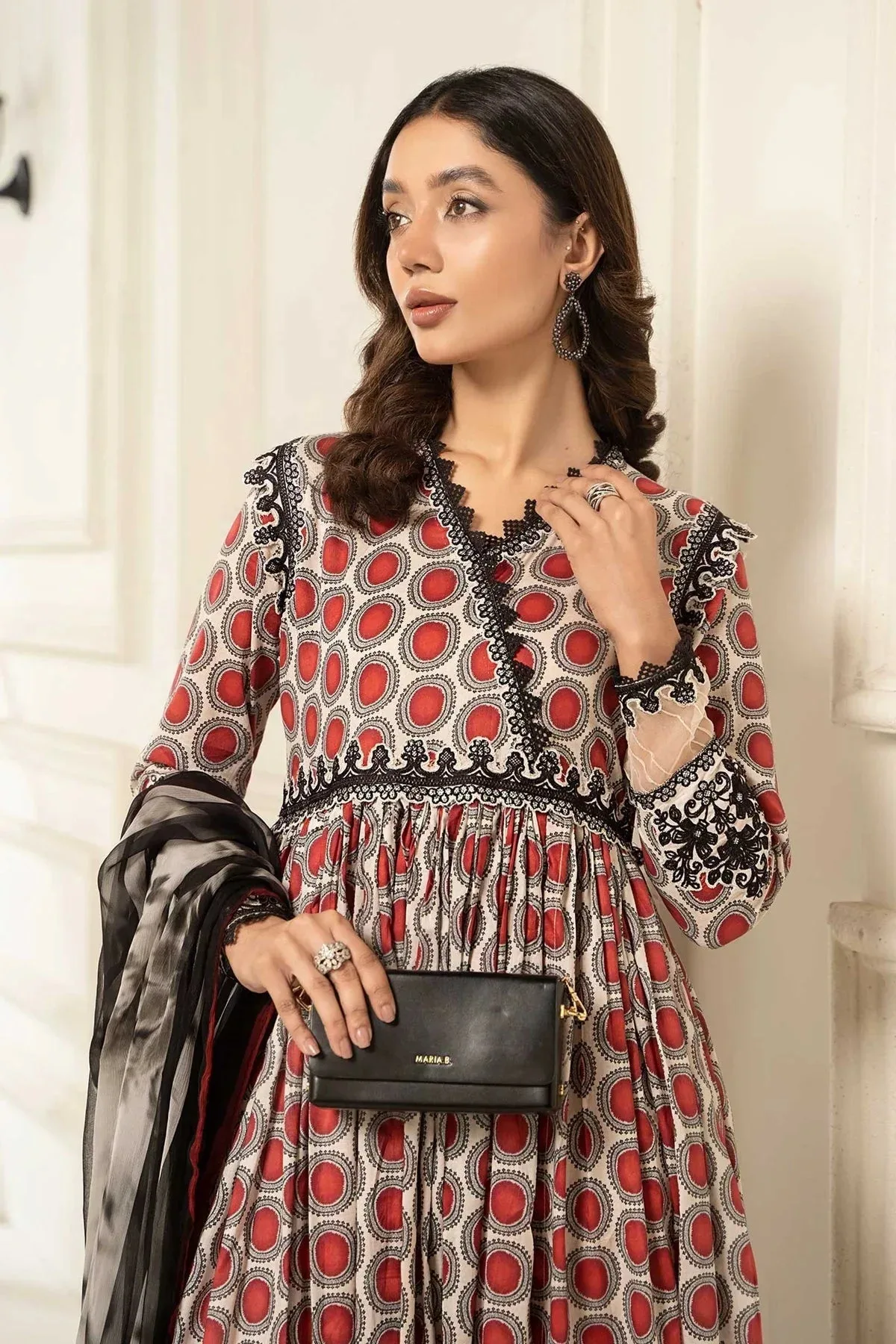 Maria B Casual Pret 2024 Beige Chiffon – view 3 – Poshaq