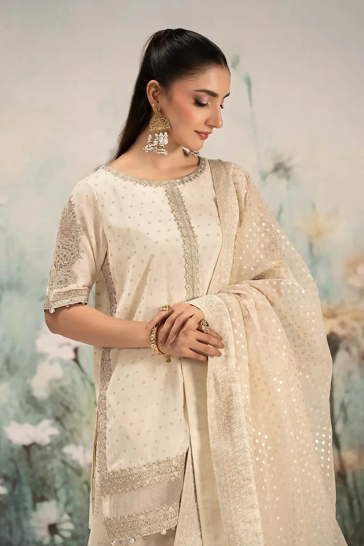 Maria B Casual Pret 25 White Organza – view 5 – Poshaq