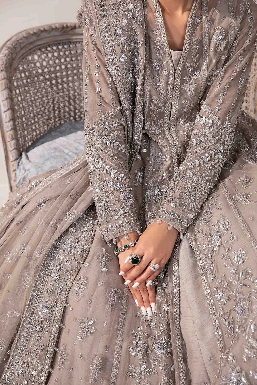 Maria B Couture Grey Raw Silk – view 9 – Poshaq