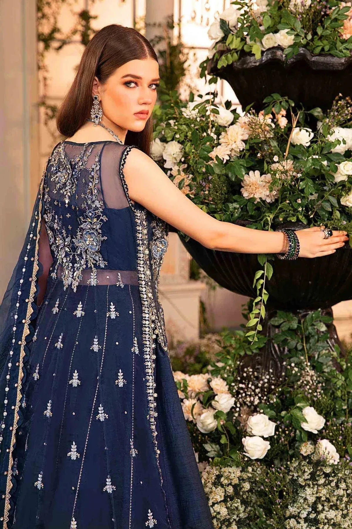 Maria B Embroidered Formals 24 Raw Silk – view 4 – Poshaq