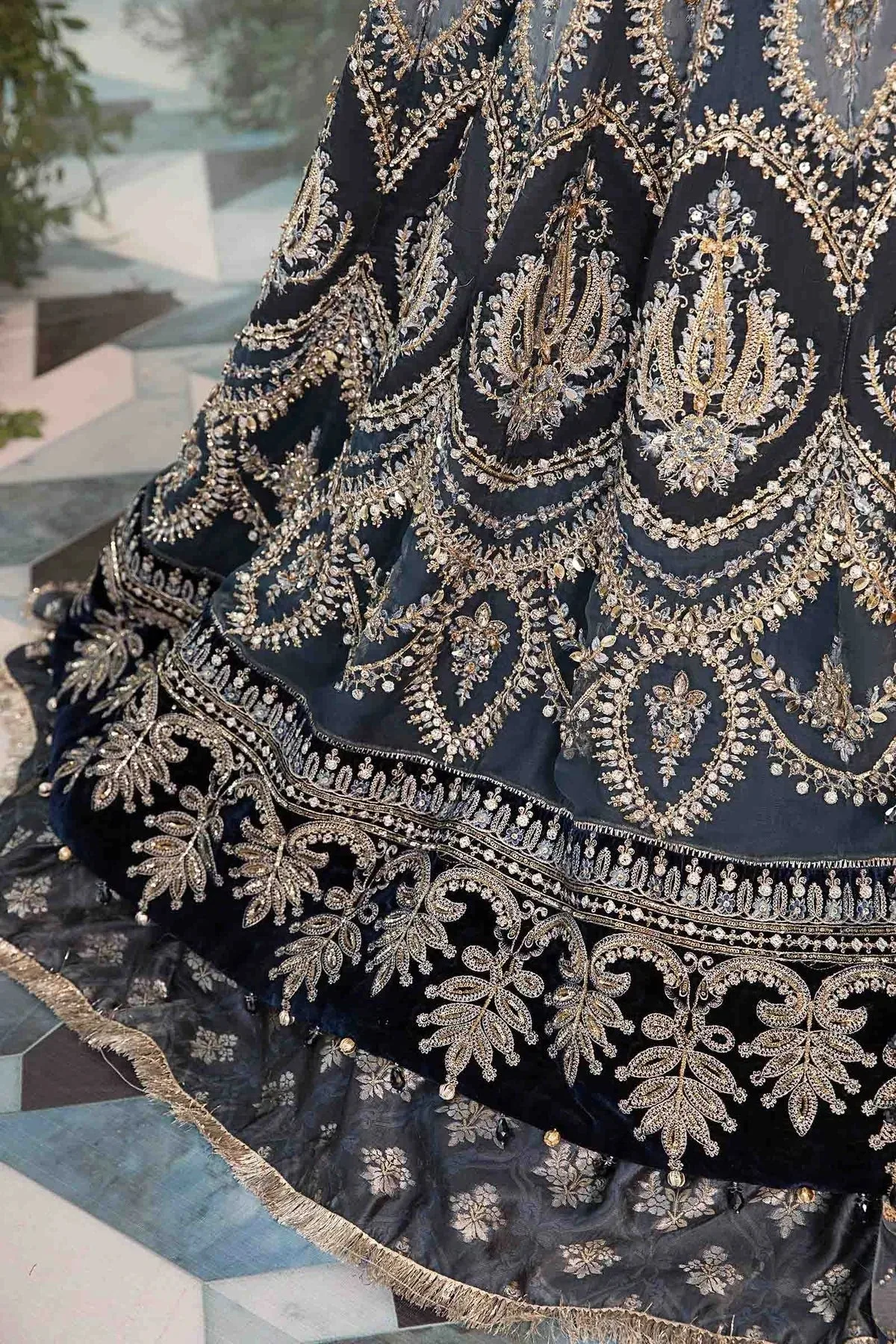 Maria B Embroidered Formals 24 Raw Silk – view 7 – Poshaq