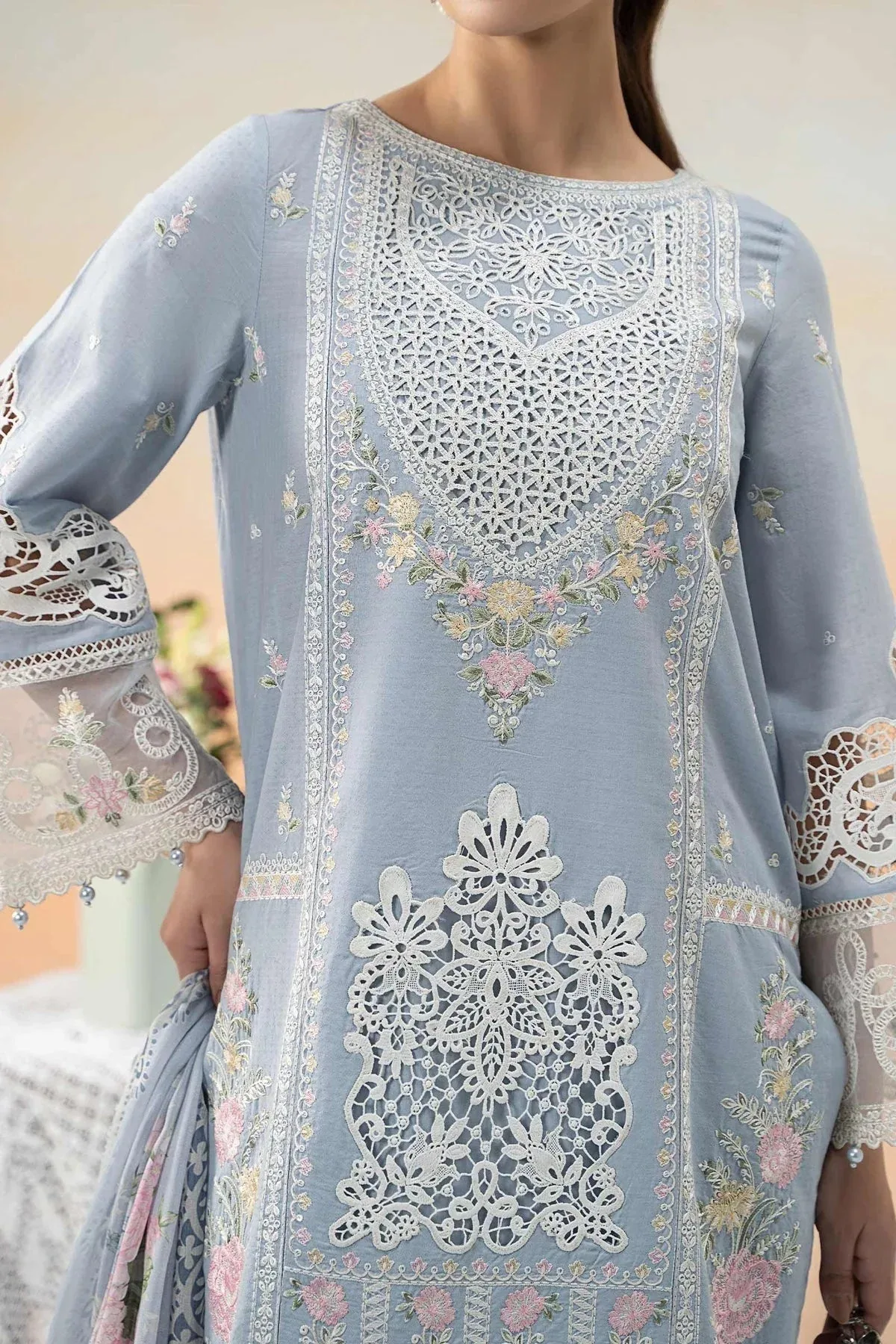 Maria B Formal Wears Blue Organza – view 3 – Poshaq