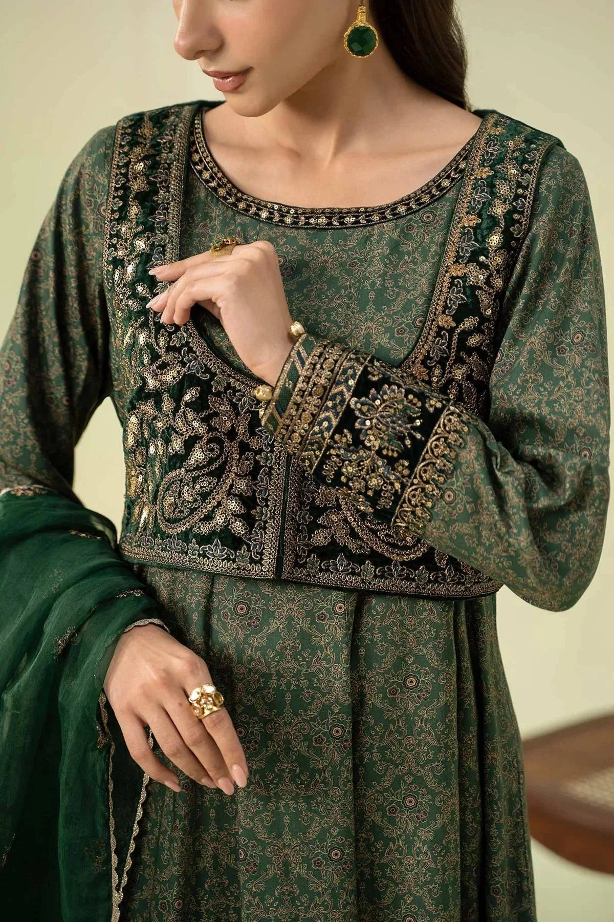 Maria B Formal Wears Green Organza – view 3 – Poshaq