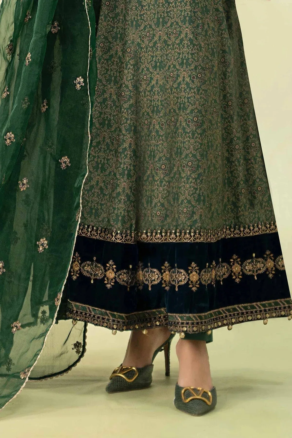Maria B Formal Wears Green Organza – view 4 – Poshaq
